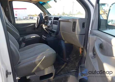 2003 GMC Savana Standard from USA, damaged, VIN 1GTGG25U431113367